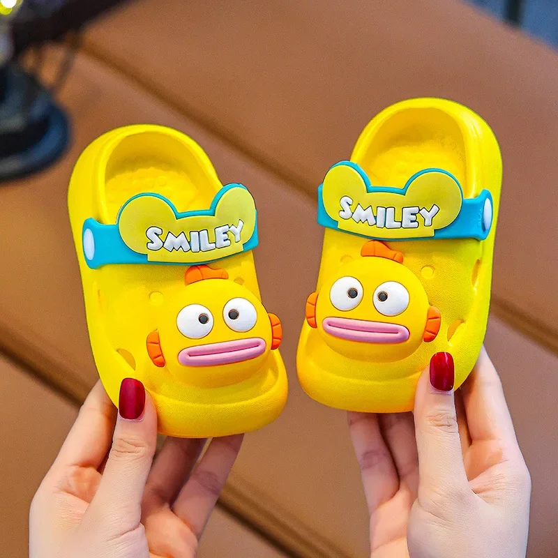 Children's Indoor Summer Slippers Anti-Slip Soft Bottom Cartoon Clog Shoes for Boys And Girls Baby Booties Casual Footwear