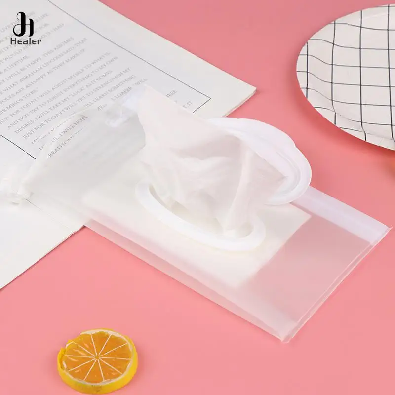 Portable Cartoon Baby Wet Wipes Clutch Pouch and Dispenser