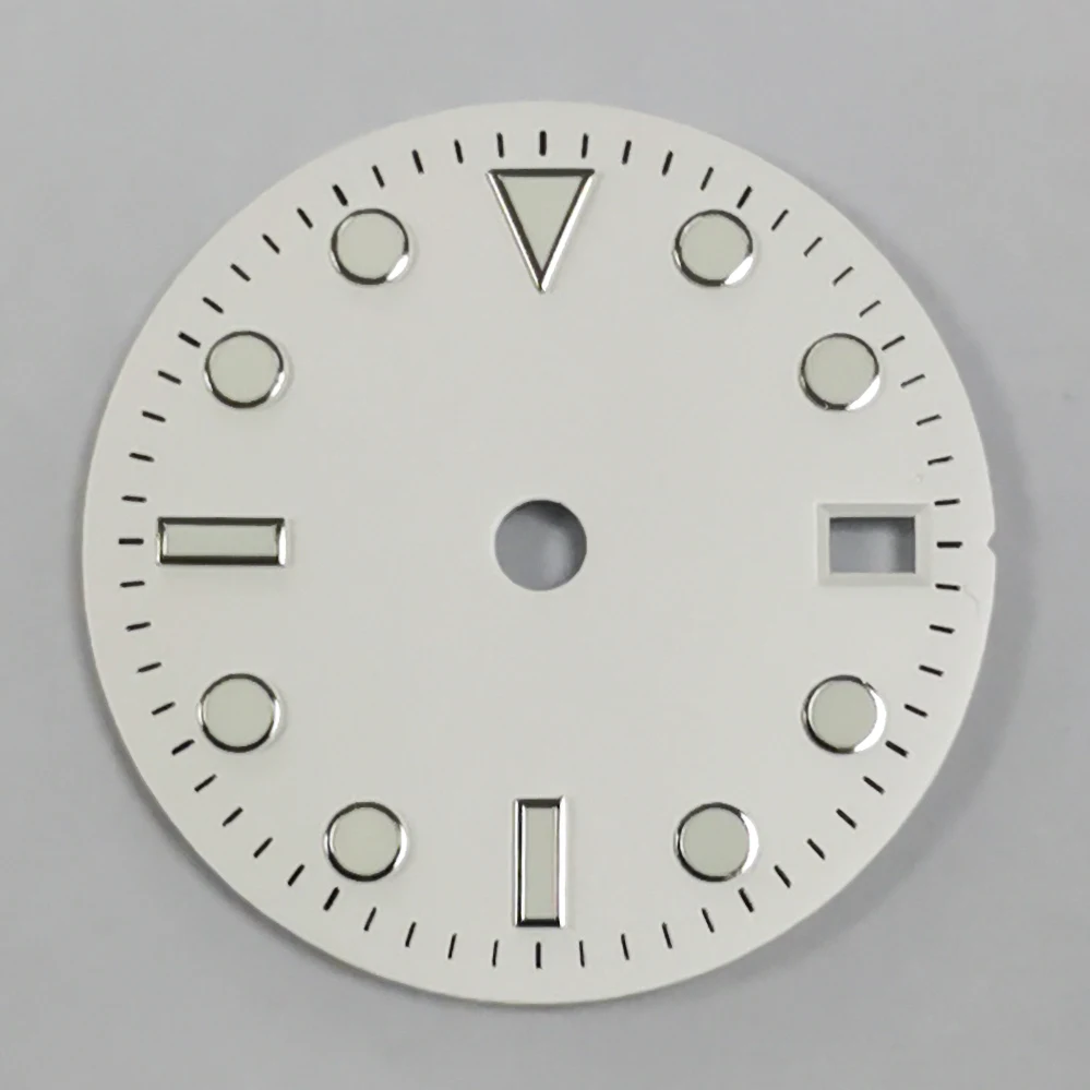 Green Luminous Watch Dial with GMT Four-Hand Design