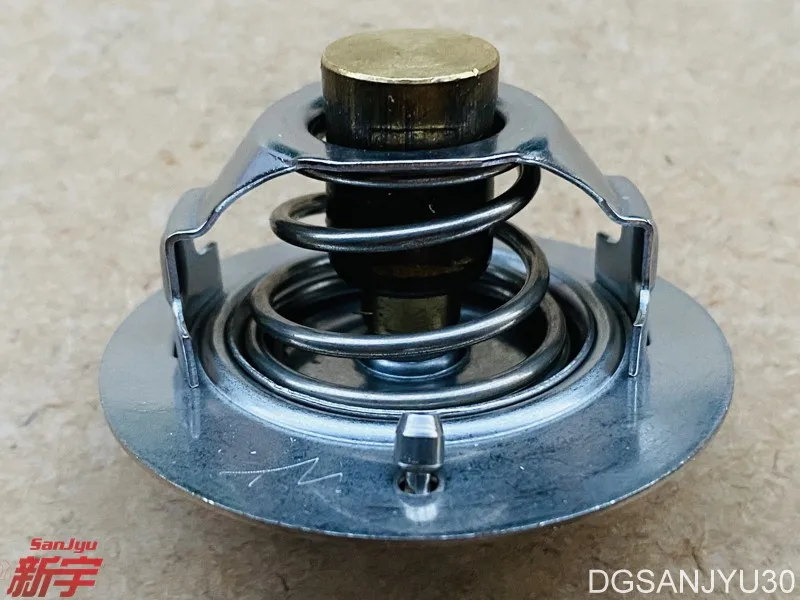 PAJERO V31V32V33V43 L300 P03 THERMOSTAT KIT 88&deg;C MD972903