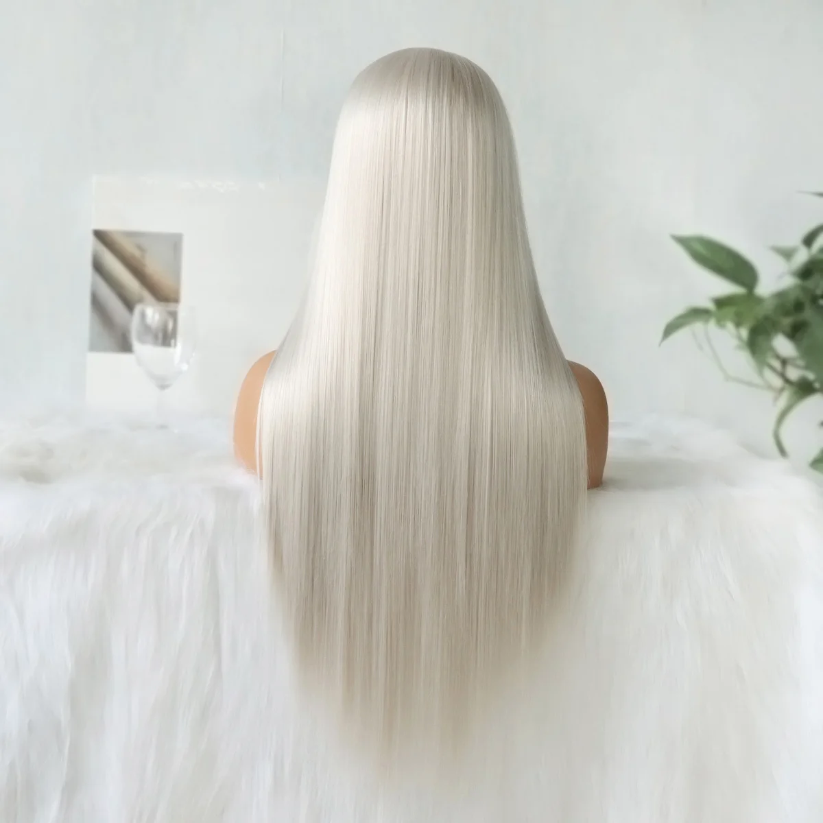 Long Straight Sliver Gray Synthetic Lace Front Wigs for Women Glueless Light Grey 13x4 Lace Front Wig Pre Plucked Heat Resistant