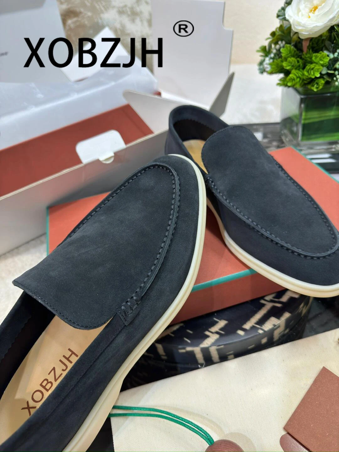 New Spring and Autumn Loafers Suede Leather Flat Genuine Leather Men Walking Shoes Lazy Soft Bottom Casual Shoes big size