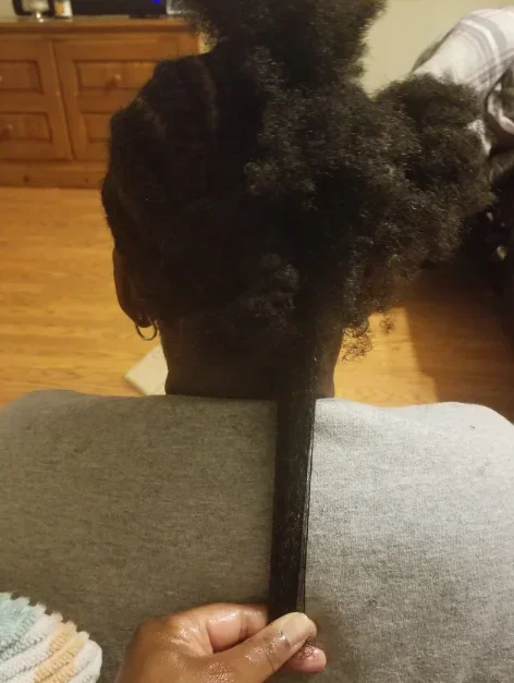 Clove and Rosemary Oil for Maximum Hair Growth and Thicker Hair Within 2 Weeks