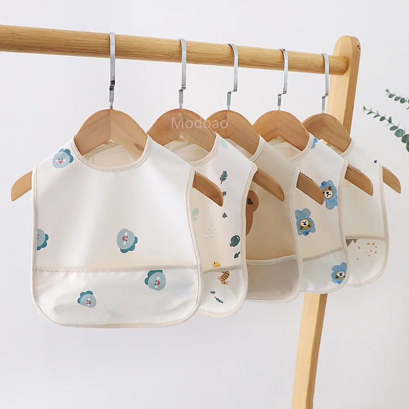 Bieco Bavoir Bébé, Pack de 4, Bavoir Imperméable Bébé, Tablier Bebe pour  Manger, Bavoirs Bebe Naissance