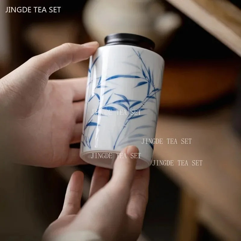 220ml Hand-painted Ceramic Tea Jar Ebony Lid Storage Jar Portable Moisture-proof Coffee Container White Porcelain Tea Sealed Jar