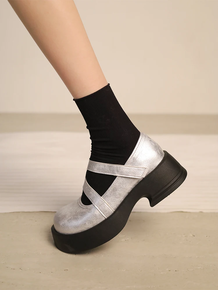 

Womens Derby Shoes Low Heels Clogs Platform Shallow Mouth Female Footwear All-Match Leather Creepers New Summer Dress Rome Mary