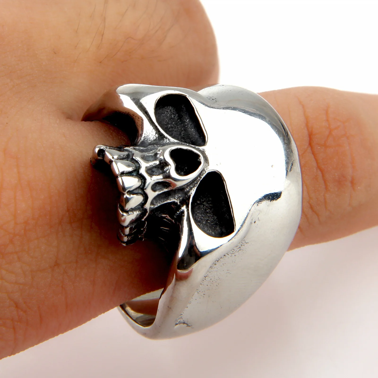 Punk Stainless Steel Pirate Skull Ring For Men Women Gothic Vintage Skull Rings Fashion Jewelry Gift finger ring stainless steel ring