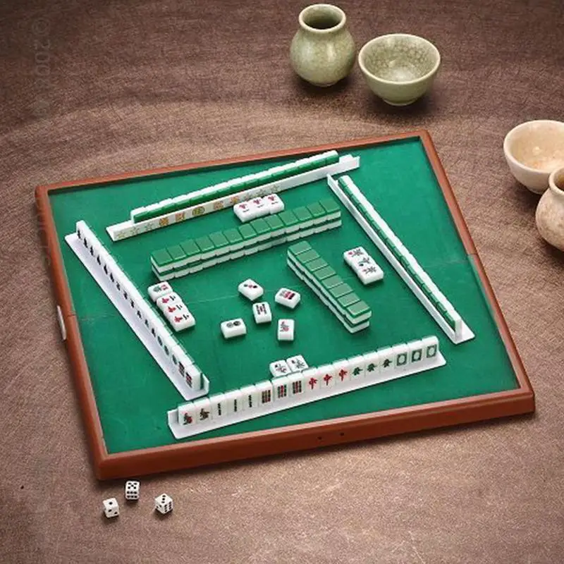 Podróżny Mini Mahjong chiński Mahjong przenośny 144 płytek misternie wykonany Mahjong z stół składany na podróż do domu