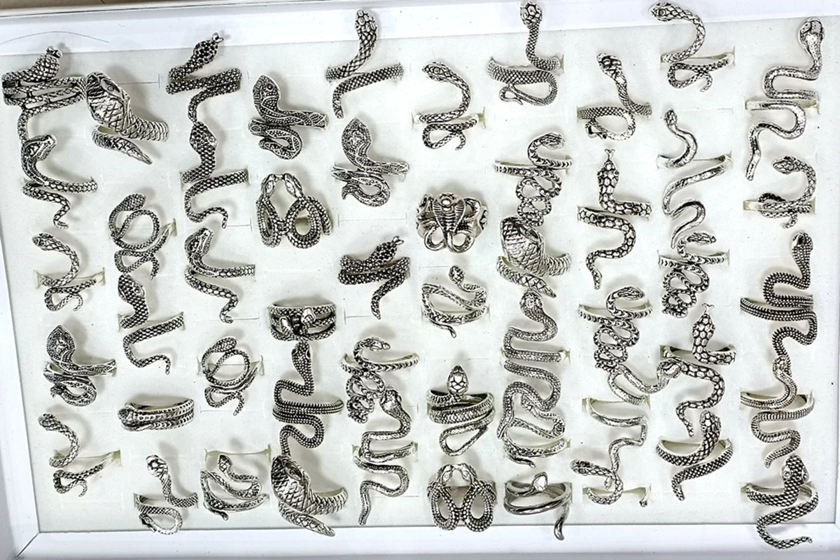 Wholesale 50Pcs  Fashion Snake Metal Alloy Rings 6