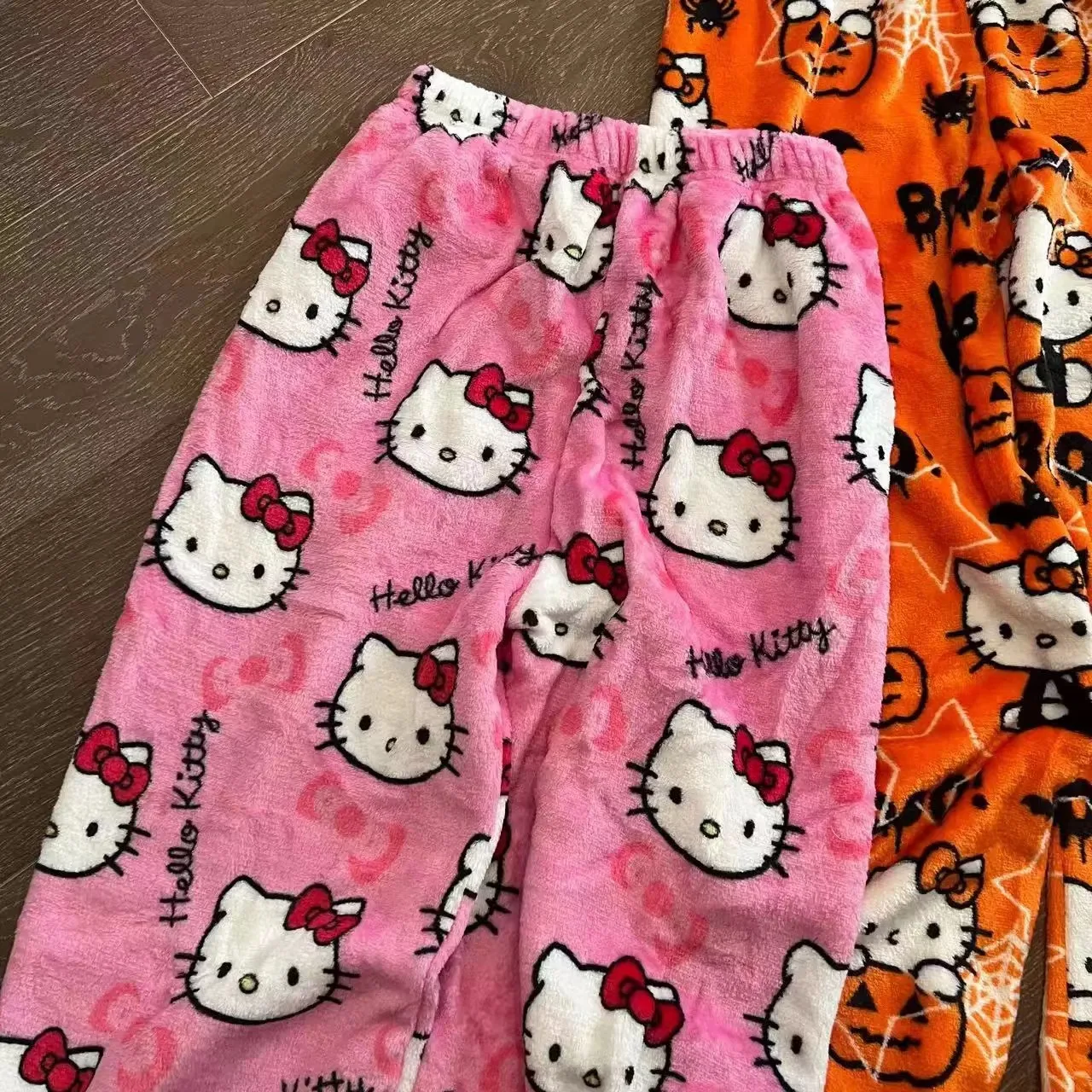 T-shirt fille indigo manches longues 9-10 ans Hello Kitty SANRIO à Prix