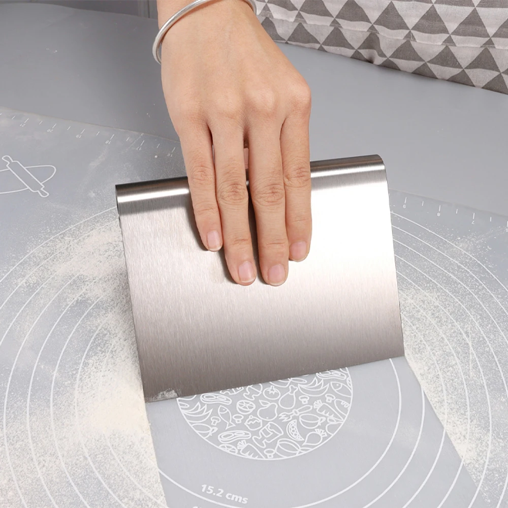 Gold Silver Pastry Dough Cutter dough scraper baking tool dough cutter baking accessories with Scale Measurements Stainless Steel Scraper Chopper for Pizza