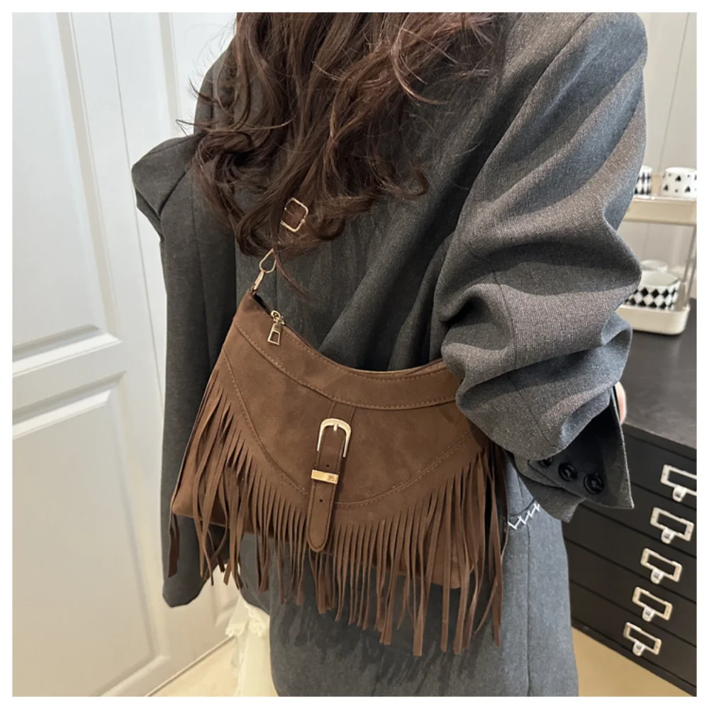 Casual Korean Style Tassel Shoulder Bag Solid Color PU Leather Suede Handbag Ethnic Style Bohemian Style Underarm Packs Travel
