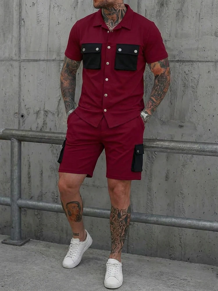 أطقم رجالية صيفية كاجوال لعام 2026، قمصان بأكمام قصيرة وشورتات بتصميم عتيق متعدد الجيوب، ملابس رجالية عصرية للشارع