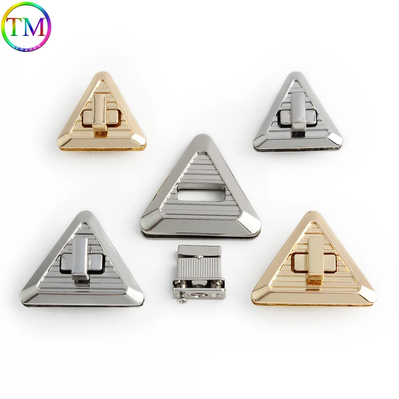 Heart Shape Metal Triangle Press Lock Fashion Switch Lock Clasp Leather Craft Women Bag Handbag Shoulder Bag Purse DIY Hardware