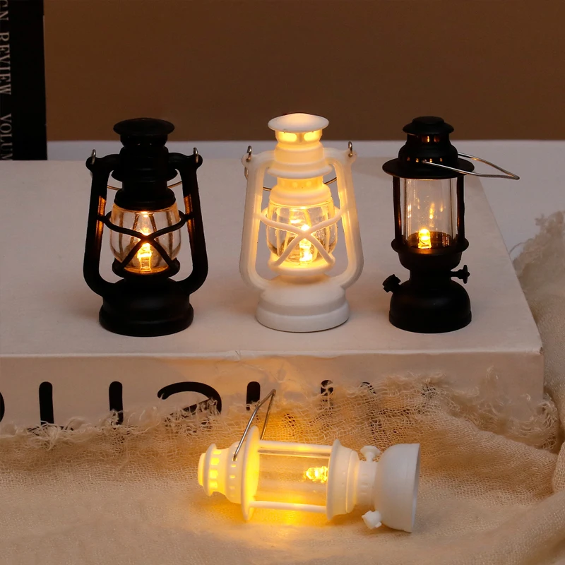 6cm Mini Led Retro Glowing Pony Lantern Simulation Cande Light Night Light Dollhouse Miniature Kerosen Lamp Home Decor Toy