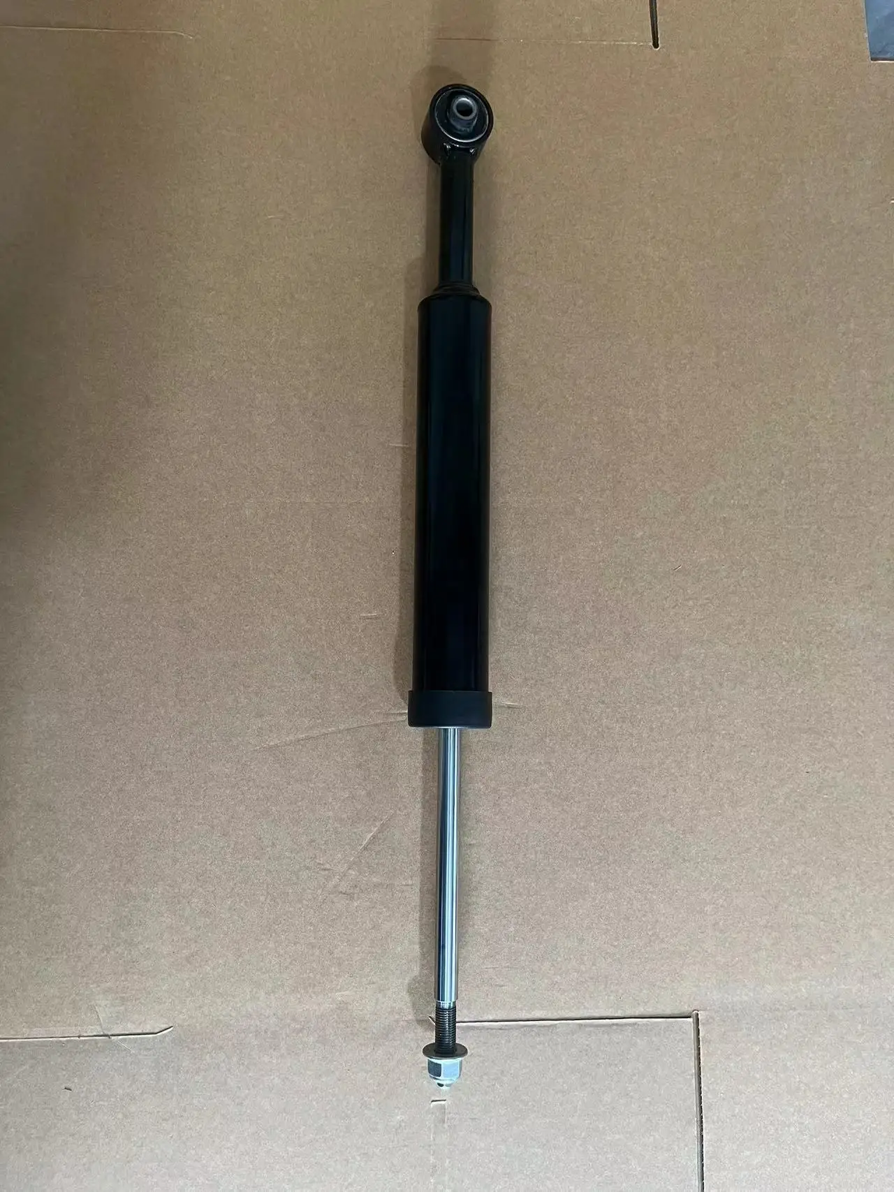 ĸ RH Ǵ LH  Ʈ , Ƽ  AWD III M157 670002833