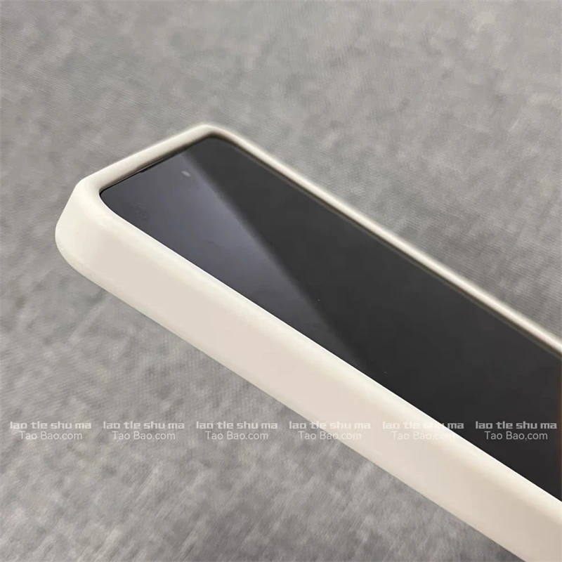 MagSafe-Compatible Magnetic Cooling Honeycomb Mesh Protective Phone Case