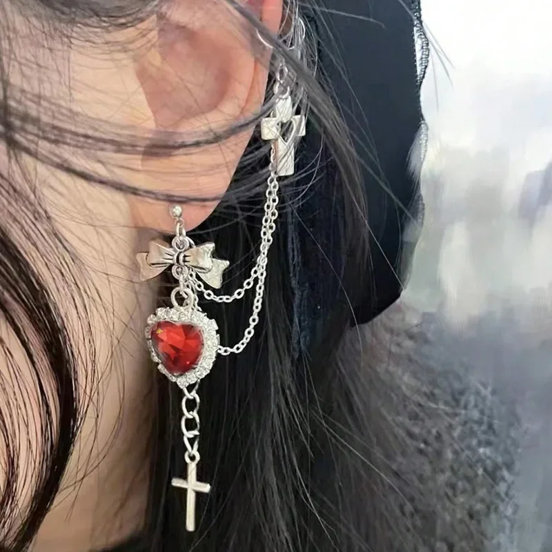 Vintage Punk Black Crystal Heart Cross Chain Ear Cuff for