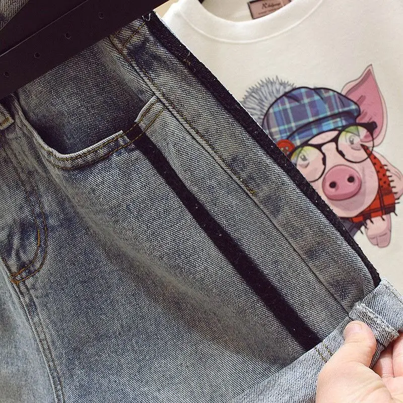 Women's 2024 Summer New Korean Loose Versatile Solid Color High Waist Button Patchwork Pocket Wide Leg Holes Casual Denim Shorts