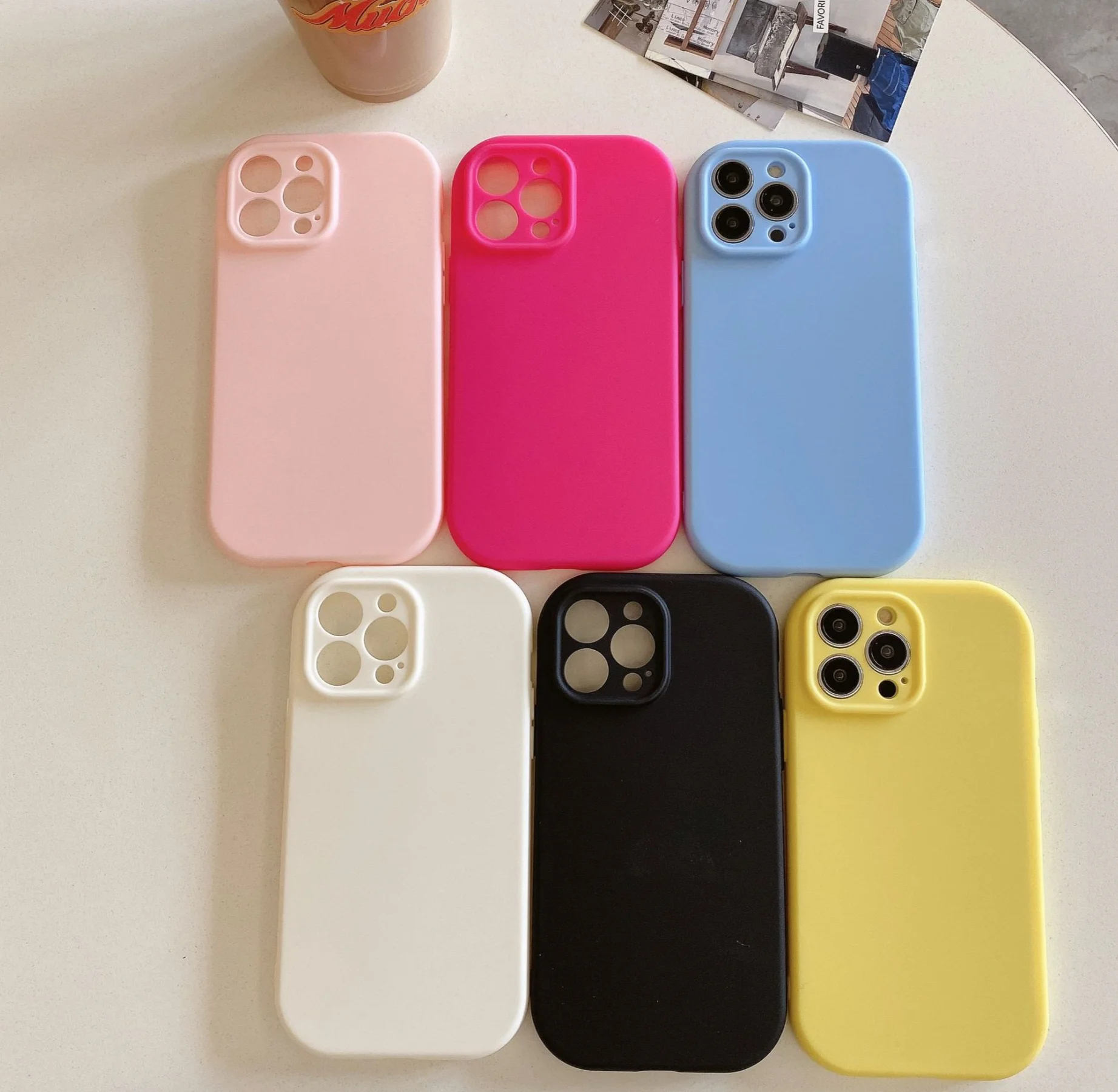 Suitable for iPhone 15 Precision Hole Dun Creative Solid Color TPU 14 Little Fat Man Phone Case