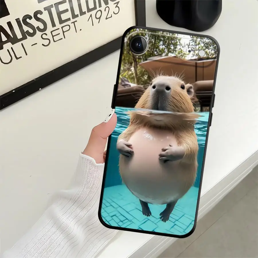 Adorable Capybara Design Phone Case