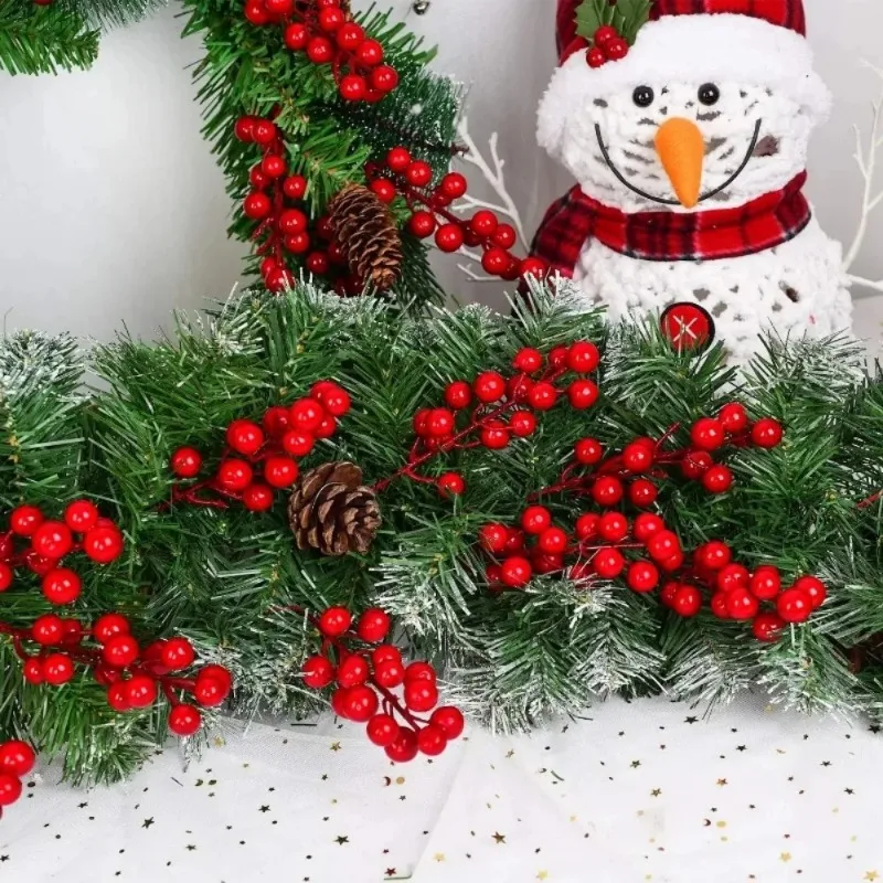 Christmas Decoration Red Fruit Simulation Flower Decor Garland Gift Flower Arrangement DIY Christmas Tree Berry Branches 200PCS artificial plants artificial flowers artificial fruits and vegetables artificial holly berries