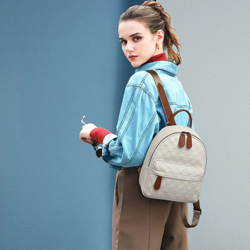 New casual fashion match all girl bag leather lightweight high-grade leather backpack Women's bag Shoulder bags