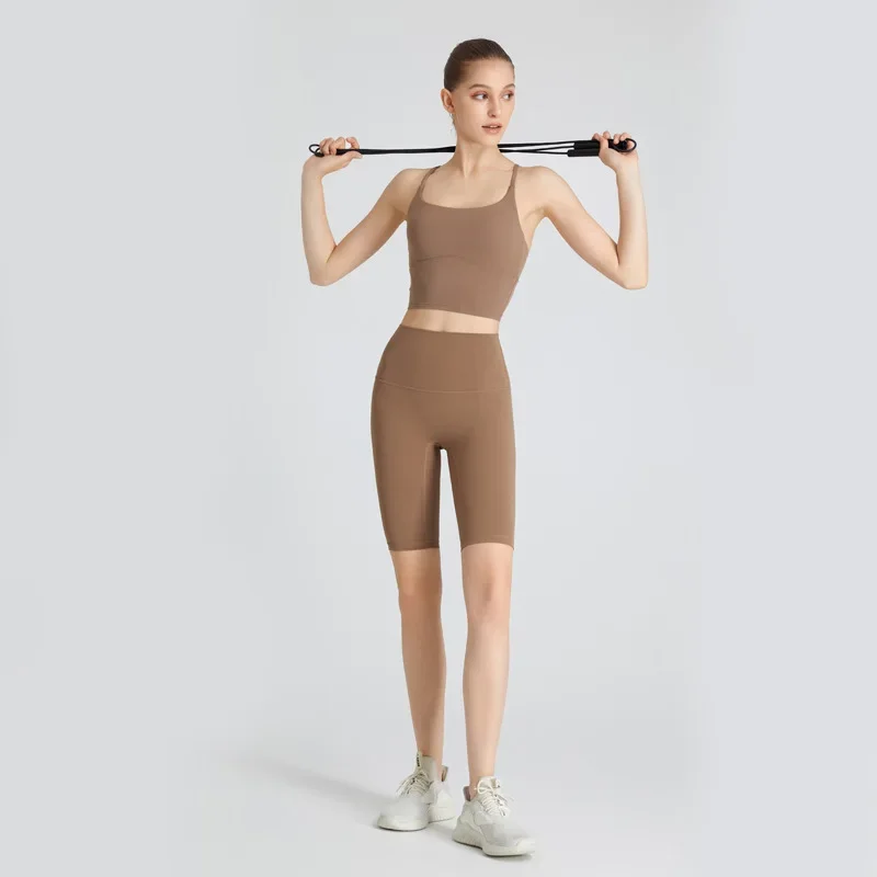 Рисунок 4 - Женские персиковые Капри с высокой