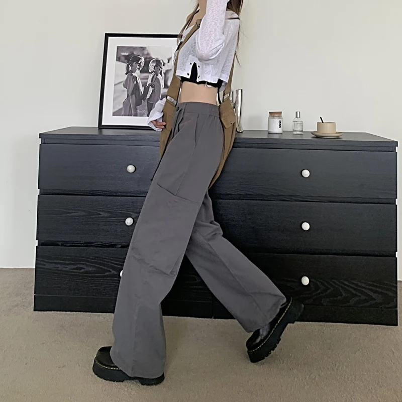 Fashion Streetwear Gray Cargo Pants with Big Pocket 2023 New Design High Waist Loose Straight Baggy Trousers Women