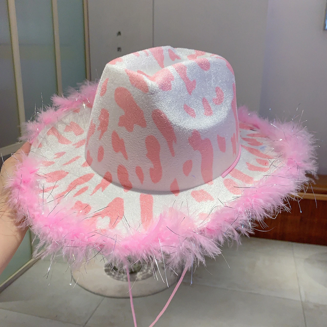KAMMPT Western Design Pink Cowboy Hat Women Performance Lanyard Fancy Dress Hat Fashion Feather Decor Travelling Outdoor