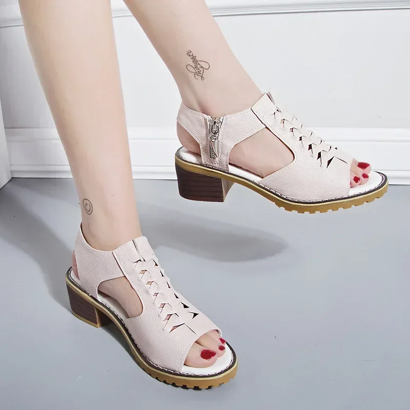 2023 New Thick Heel Round Toe Hollow Side Zipper Sandals for Women's Large Casual Roman Sandals