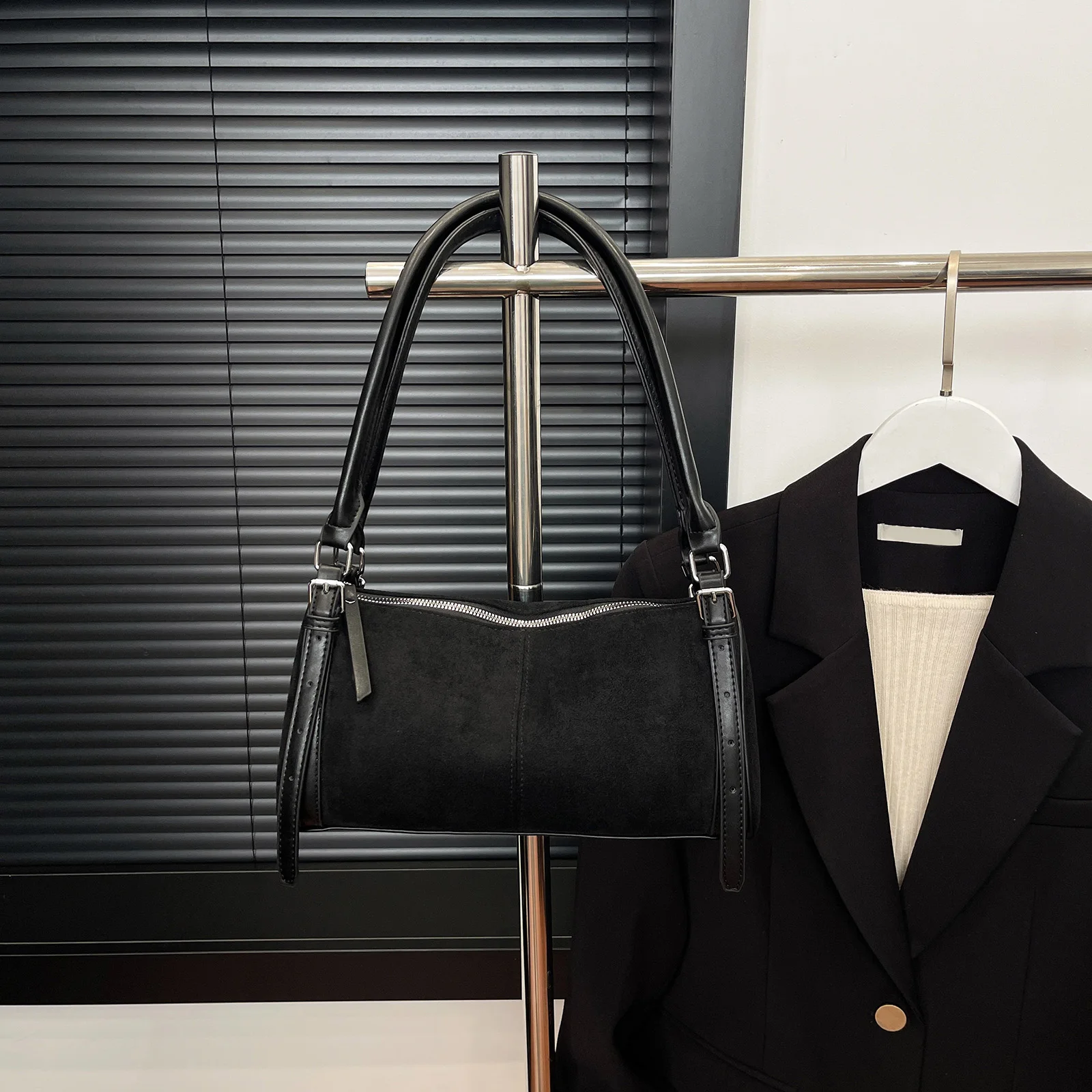 Cylinder Bag Lightweight Underarm Purse Elegant Boston Barrel Sling Handbags Solid Color for Women Ladies Work Travel Commuting