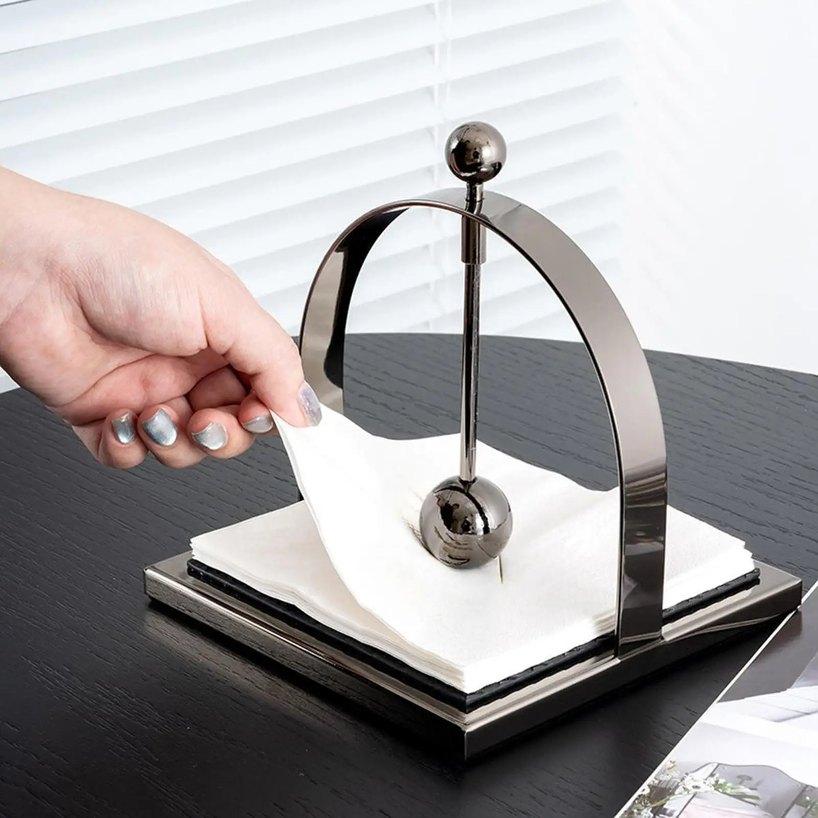 Dining Paper Towel Holder Tissue Base Tabletop Tissue Holder Square Napkin Stand for Countertop Kitchen Picnics Party Restaurant 2