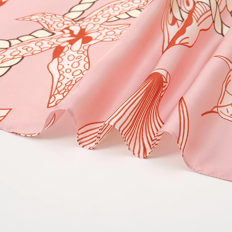 Рисунок 6 - Большой Атласный квадратный шарф