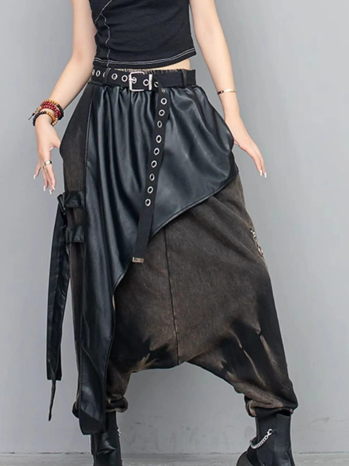 New Fashion Woman Streetwear Elastic Waist Oversized Cross-pants Trousers Personalized Leather Patchwork Punk Style Harem Pants