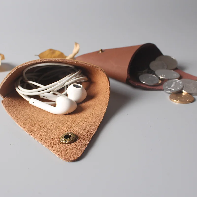 Retro Men's and Women's Coin Purse Bag Man Handmade Cowhide Wallet Small Earphone Data Cable Pack Designer Luxury Triangle Woman