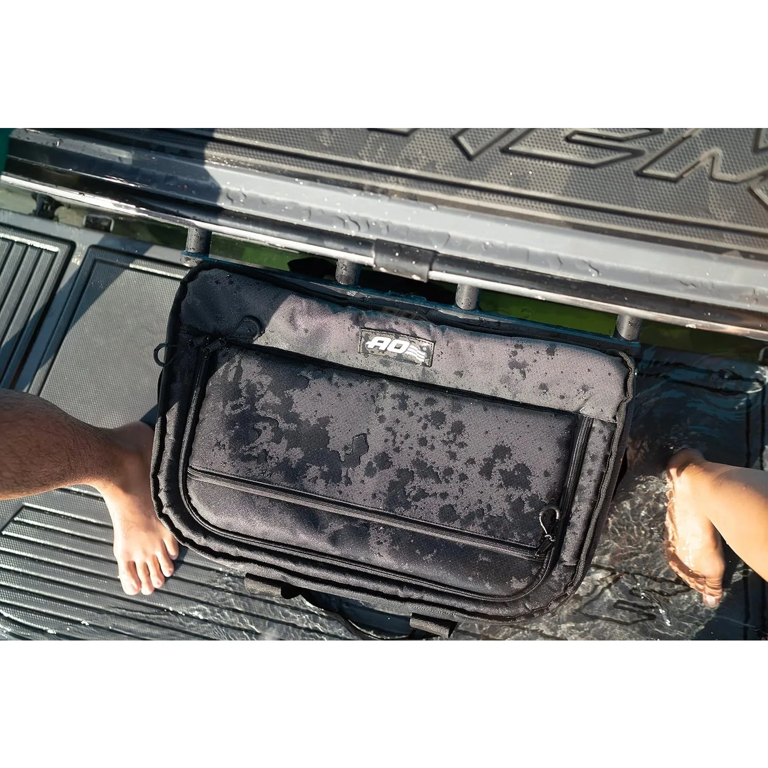 Stow N' Go Cooler, Leakproof with High-Density Insulation, Holds Ice for 24 Hours, Carbon Silver, 38 Pack