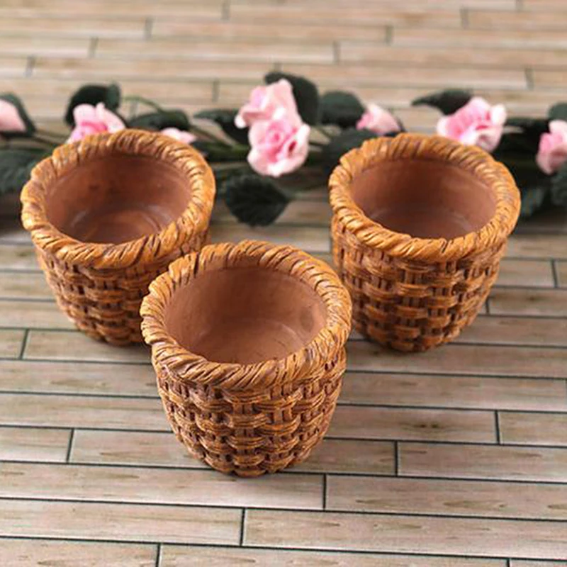 Mini 1/12 Cute Dollhouse Rattan Frame Hand-woven Vegetable Food Storage Basket Dolls Miniature Decoration