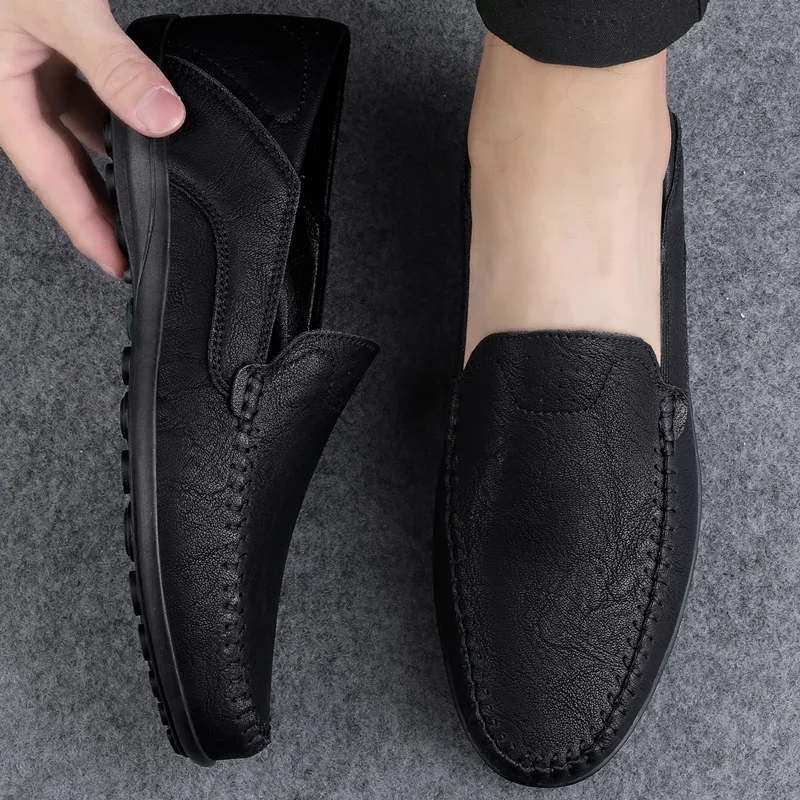 Fashion Men Casual Leather Shoes Luxury Italian Soft Men Loafers Handmade Moccasins Men Breathable Slip on Boat Shoes Plus Size 6