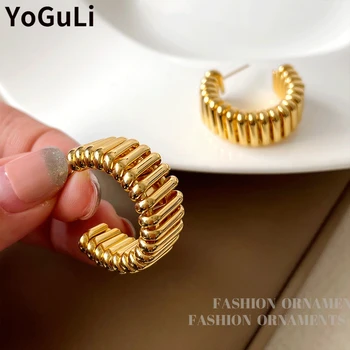 Hoop Wreath Earrings