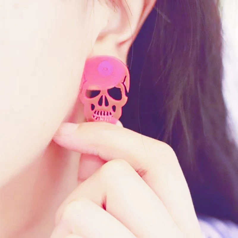KUGUYS Totenkopf-Ohrringe für Damen, Acryl, Weiß, Rosa, klassischer minimalistischer Schmuck, Accessoires – Detail 6
