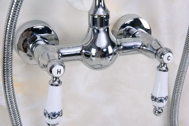 ชุดก๊อกน้ำฝักบัวอาบน้ำก๊อกน้ำในห้องน้ำโครเมี่ยมขัดเงาติดผนัง 5