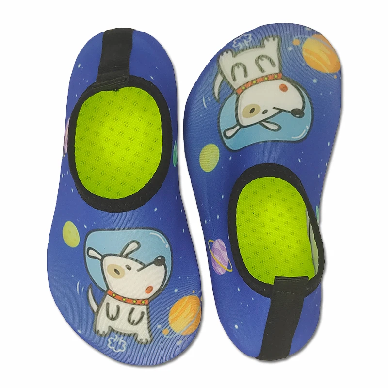 

New Kids Cartoon Beach Barefoot Quick-Dry Wading Aqua Shoes Boys Soft Diving Socks Beach Yoga Socks Wading Bathroom Shoes 20-33#