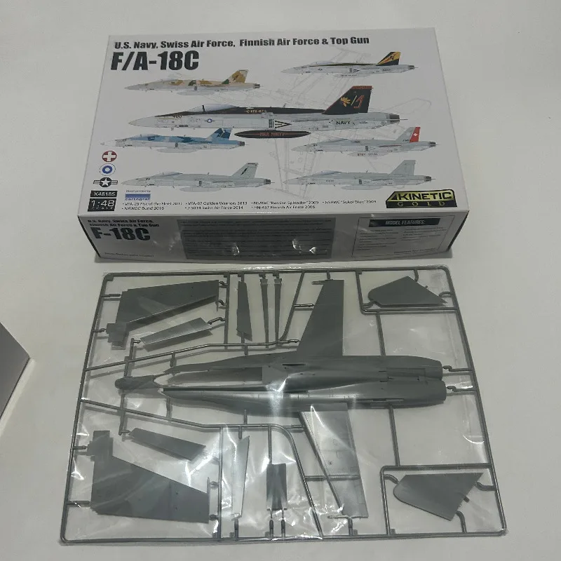 키네틱 K48185 1/48 F/A-18C 미국 해군, 스위스 공군, 핀란드 공군 조립식 플라스틱 모델 키트