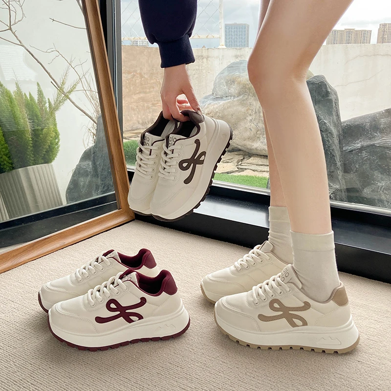 Fashionable Best Selling New Comfortable Women's Shoes Spring and Autumn Elegant Lace Up Sexy Running Sports and Leisure Shoes