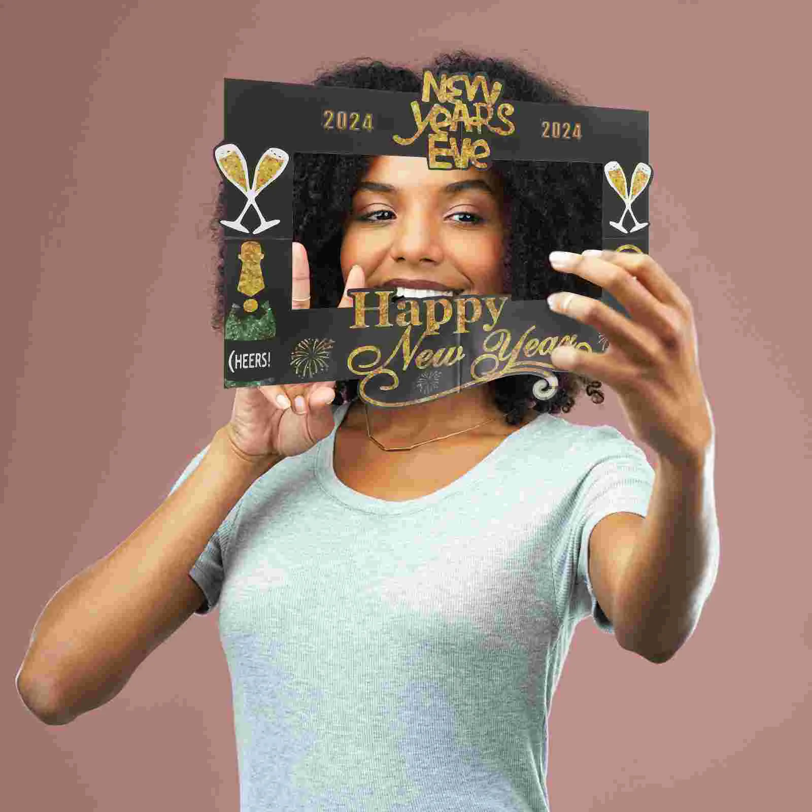 

Happy 2024 New Year Paper Photo Props Handheld Photo Props Photo Booth Frame