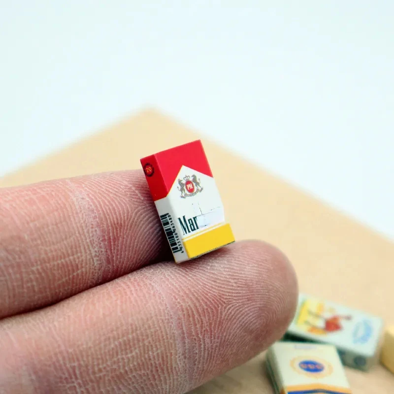 1set Dollhouse Cigarettes Smoke Scale Mini Simulation Hand DIY Doll Accessories Home Decor Office Figurines Decoration,ornament crafts,miniature figurines,miniature ornament