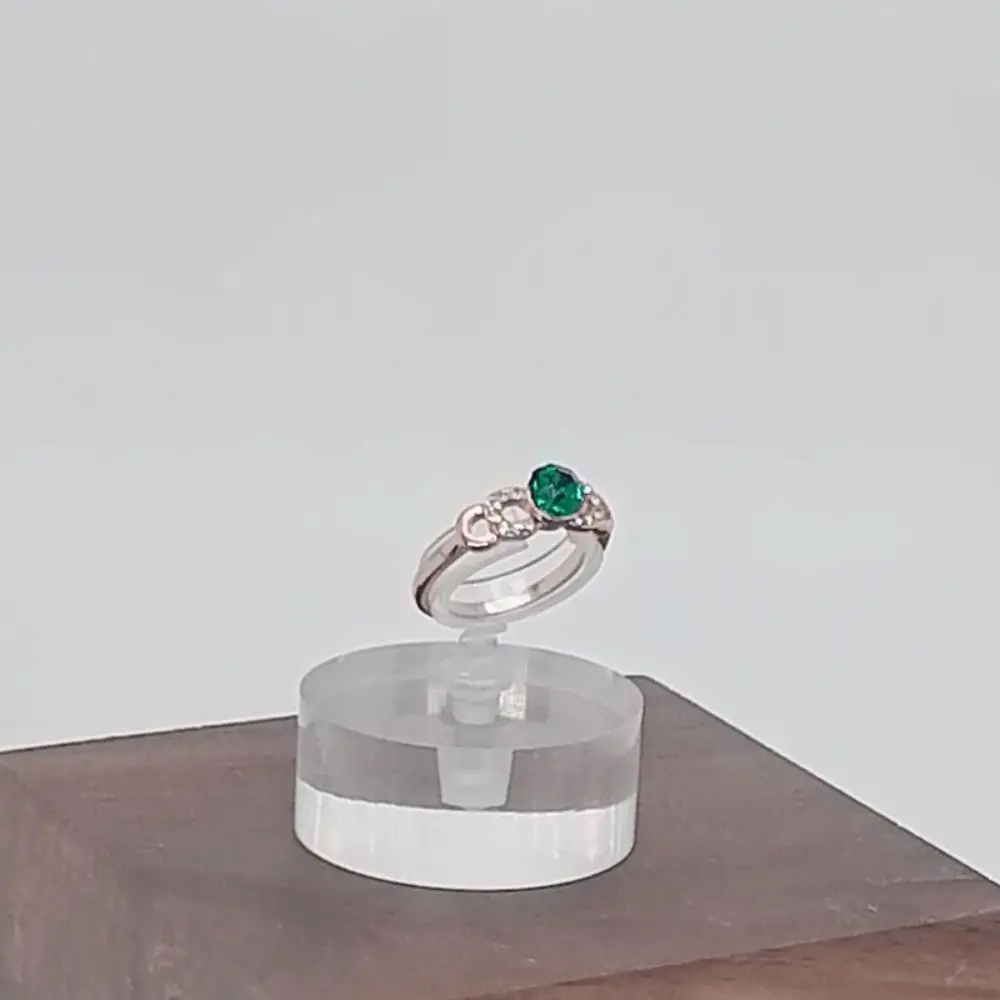 

Rack Market Jewelry Display Vintage Earrings Rings Organizer Wedding Ring Box Acrylic Ring Display Stand Jewelry Show Props