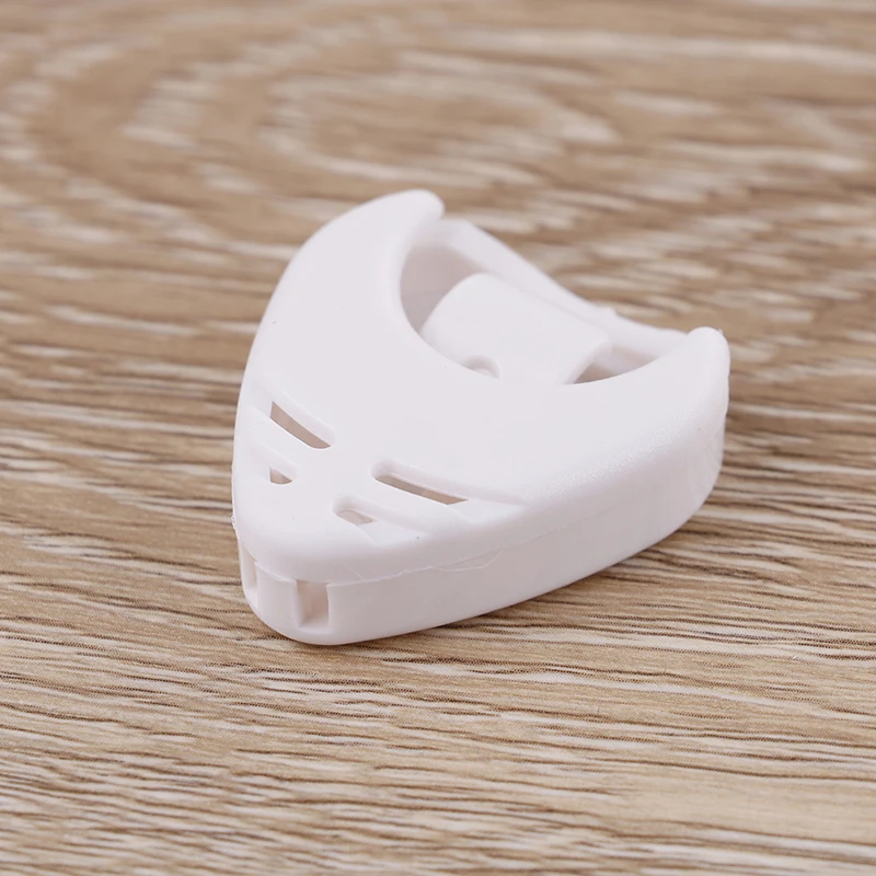 1/5Pcs Plactic guitar pick plectrum holder case box heart shaped parts