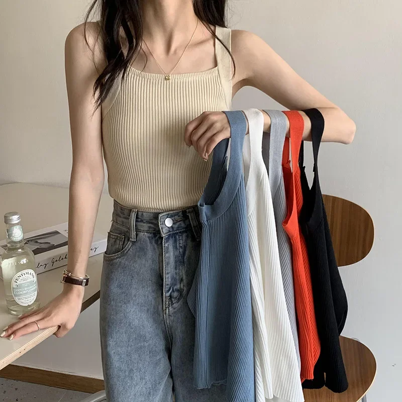 2023 Spring Women Crop Tops Strapy Casual Camis Sleeveless Tank Tops Cute Casual Tops Plain Camis Square Tops For Women Korean